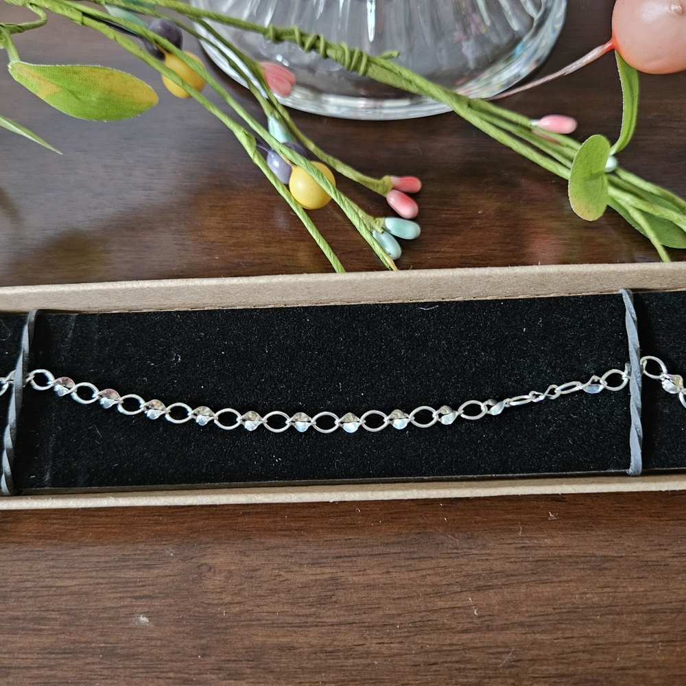 Elegant Silver Crystal Link Bracelet - Sparkling Clear Stones